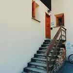Rin, Lejlighed